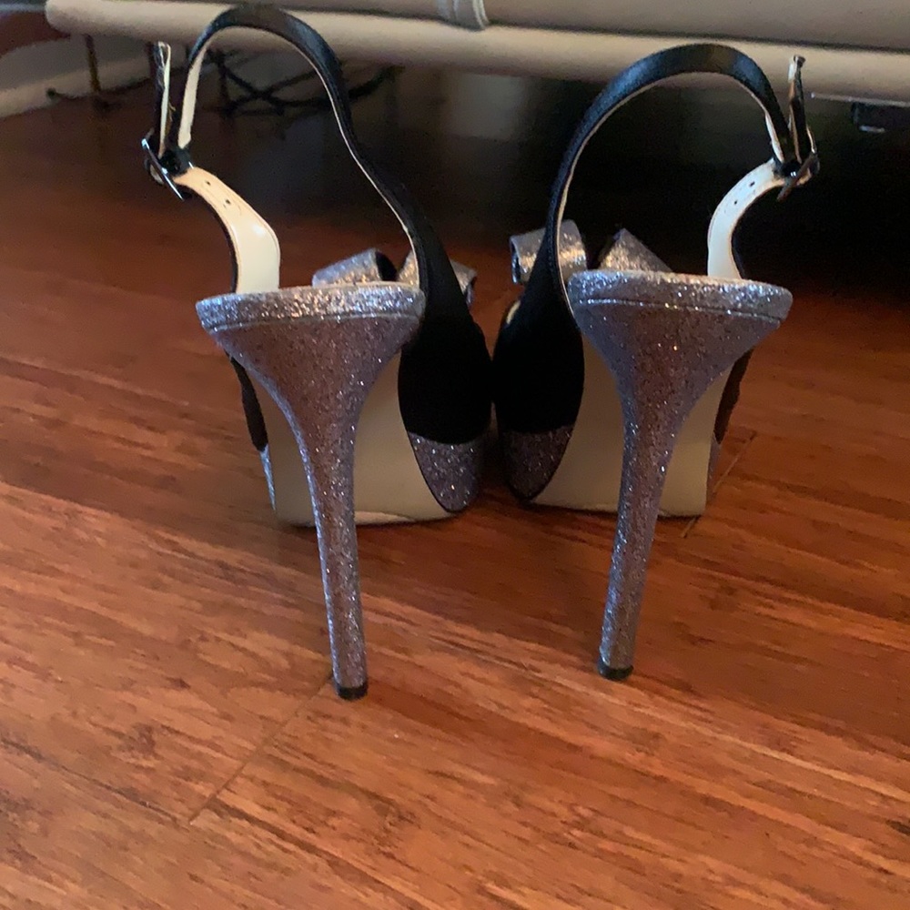 Heels - Picture 2 of 2